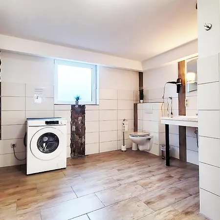 Eichenweg - I 公寓 *